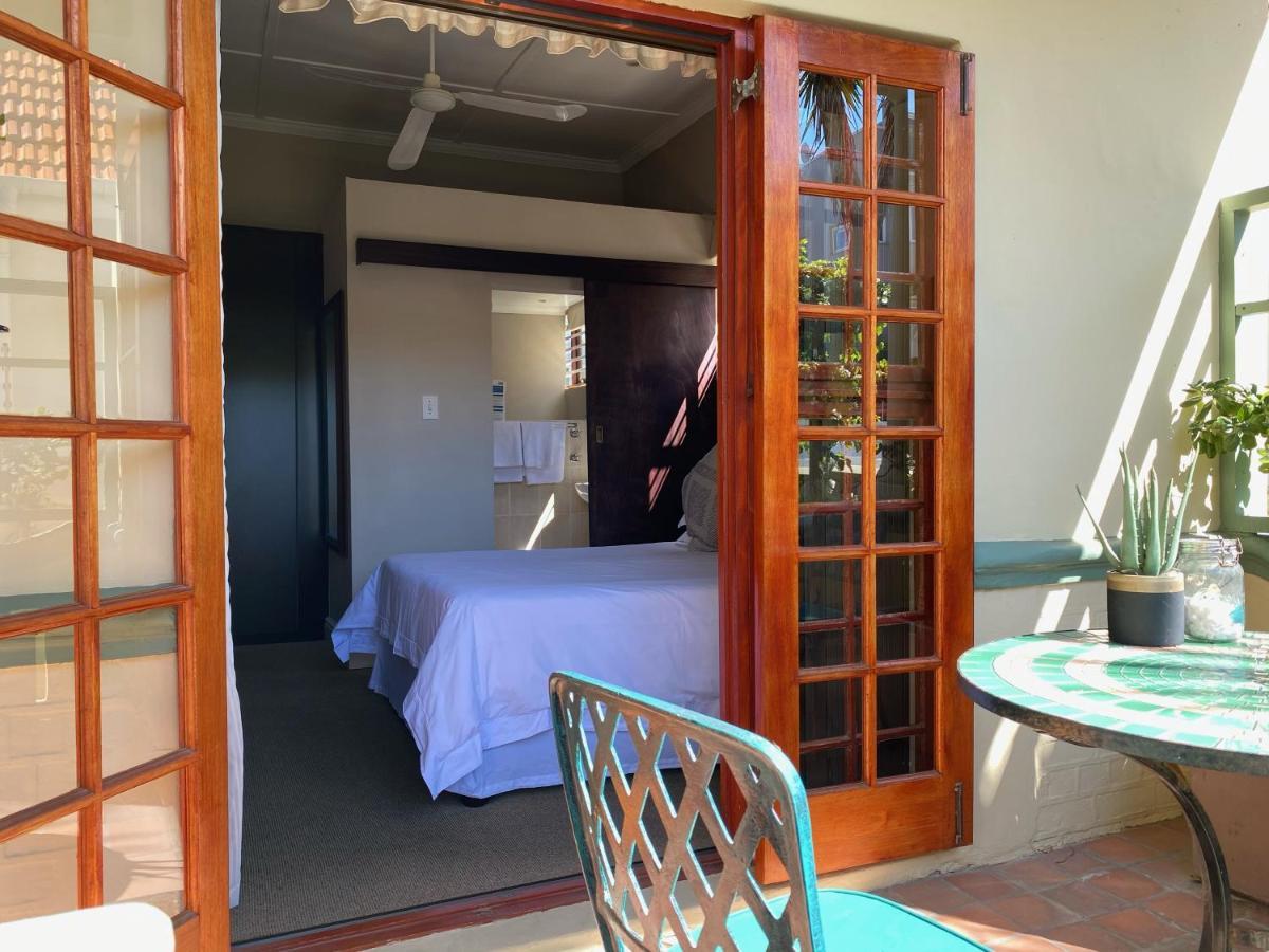 Olaf'S Guest House "Solar Installed" Ciudad del Cabo Exterior foto